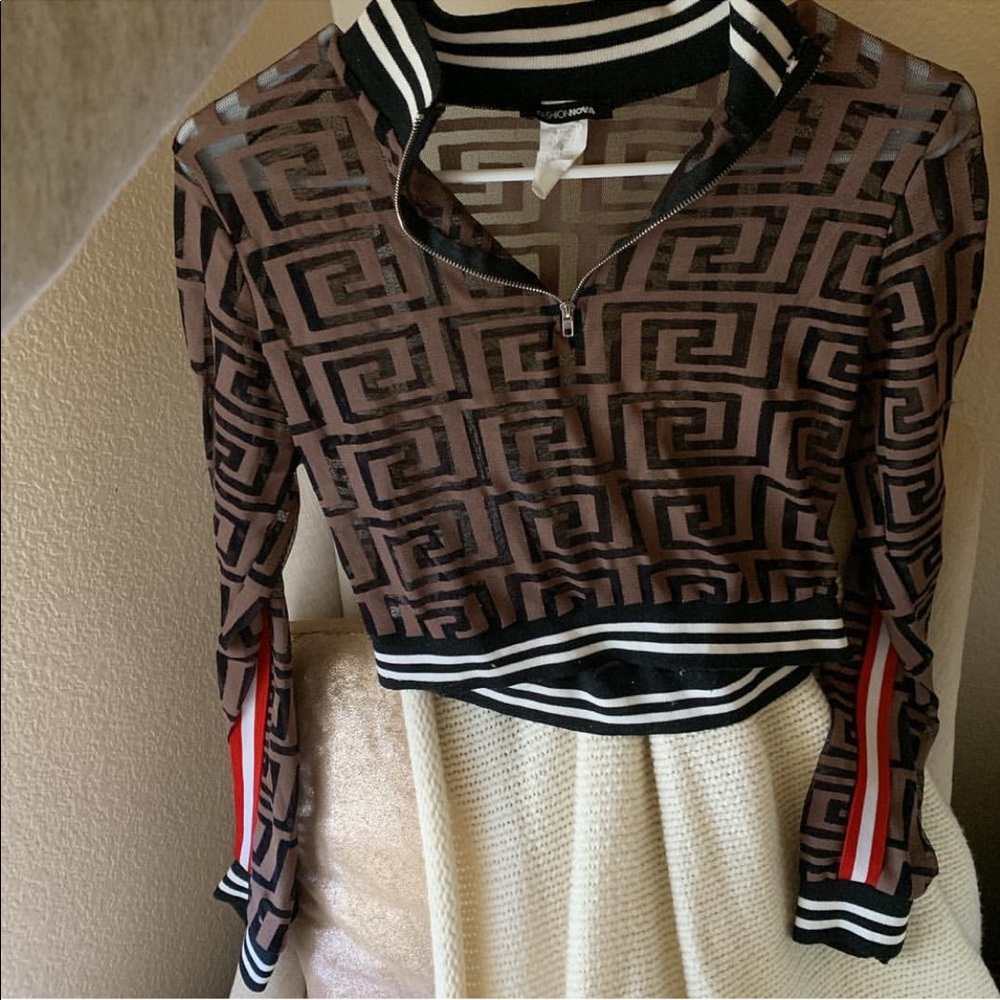 Fashion nova size medium